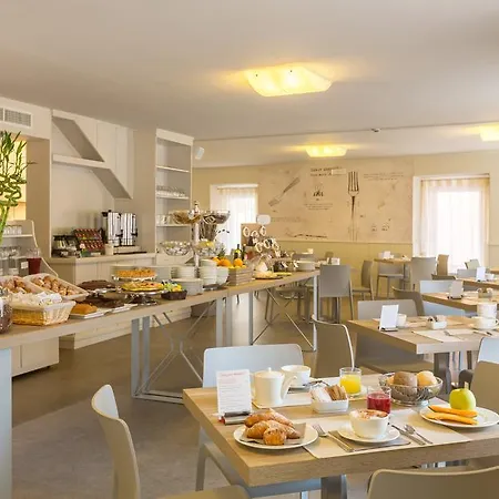 Hotel Pace 1954 Arco